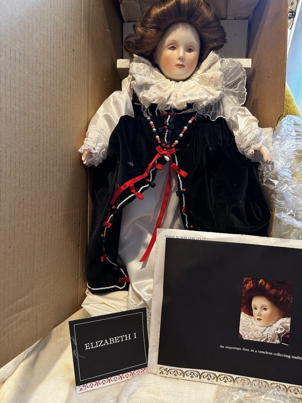 Franklin Heirloom QUEEN ELIZABETH I of England Porcelain Doll Collector Vtg NIB